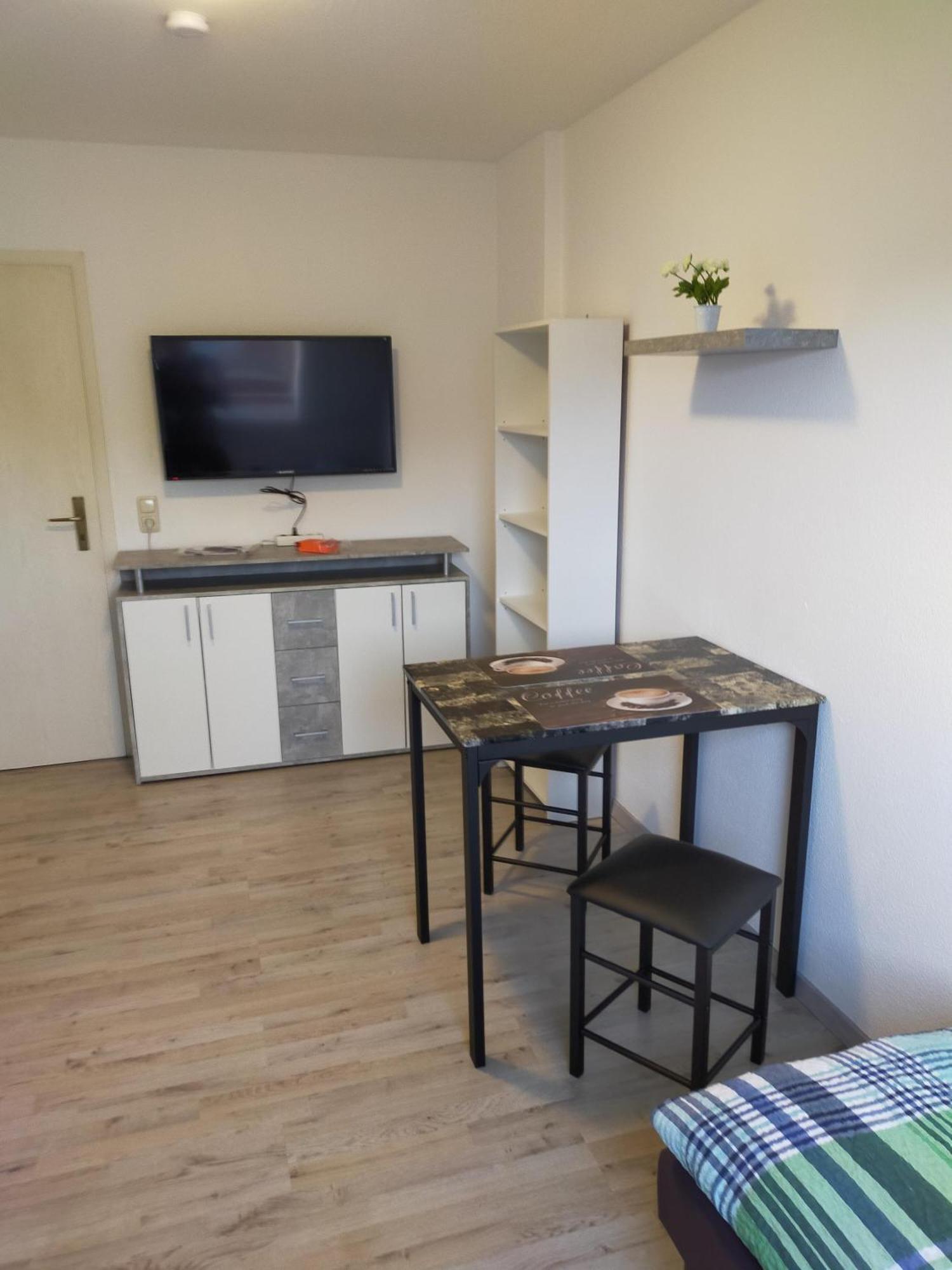 Monteurwohnung in Zwickau mit 2 Zimmern Exterior foto