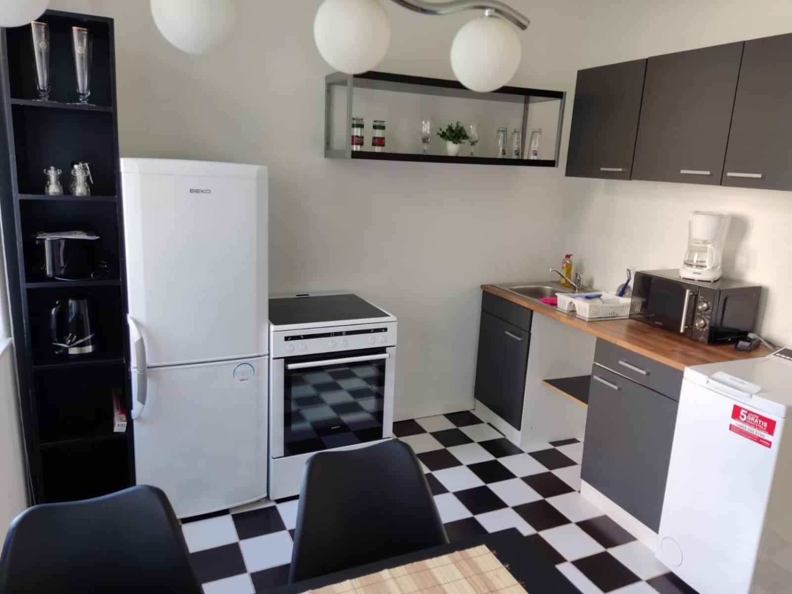 Monteurwohnung in Zwickau mit 2 Zimmern Exterior foto